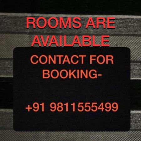 S.R Plaza Hotell Khurja Exteriör bild
